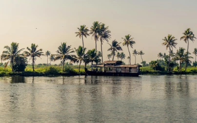 unsplash_XHG0uFAlEGM_kashmir.webp
