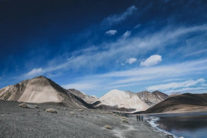 unsplash_72GwiojCwoI_kashmir.webp.jpg