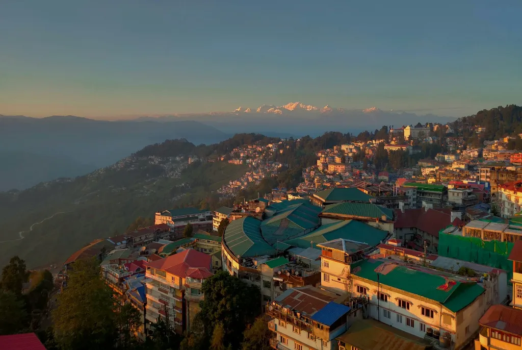 unsplash_0XG9U9REcxM_Darjeeling.webp