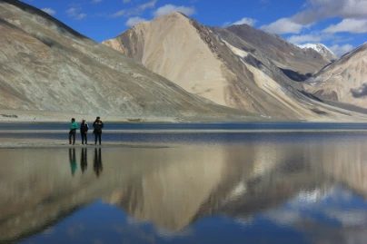 unsplash_72GwiojCwoI_kashmir.webp.jpg