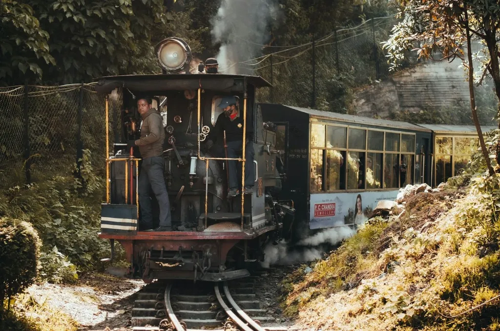 unsplash_MWgy5mOYgqU_Darjeeling.webp.jpg.jpg