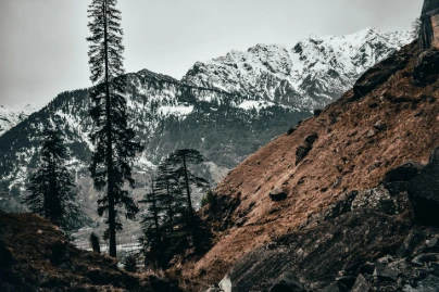 unsplash_72GwiojCwoI_kashmir.webp.jpg