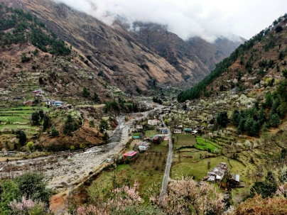 unsplash_72GwiojCwoI_kashmir.webp.jpg
