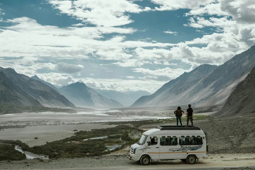 Ladakh Explorer – Mountains, Passes & Pangong (5N/6D) (Deluxe)