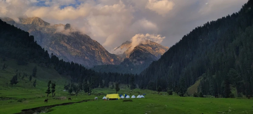 Romantic Kashmir Escape (5N/6D)